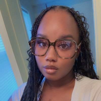 _prettykeey_'s profile picture. UNBOTHERED 💅🏾