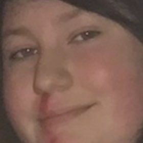 sweetsunl1ght's profile picture. Ur sht got leaked 😂  @PLVTOSWISH