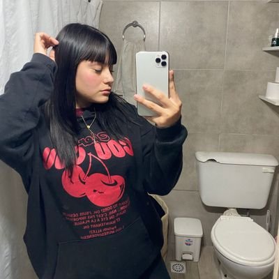 𝑞𝑢𝑖𝑧𝑎𝑠 𝑚𝑒 𝑓𝑎𝑙𝑡𝑒 𝑚𝑢𝑐ℎ𝑜 , 𝑝𝑒𝑟𝑜 𝑝𝑖𝑒𝑛𝑠𝑜 𝑒𝑛 𝑔𝑟𝑎𝑛𝑑𝑒...