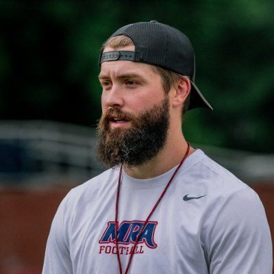 Christian ✝️
Husband & Dad 💯
Head Ath. Perfomance Coach @MRAAthletics 💥
Mississippi NHSSCA State Director @misshssca
2022 NHSSCA State Coach of the Year