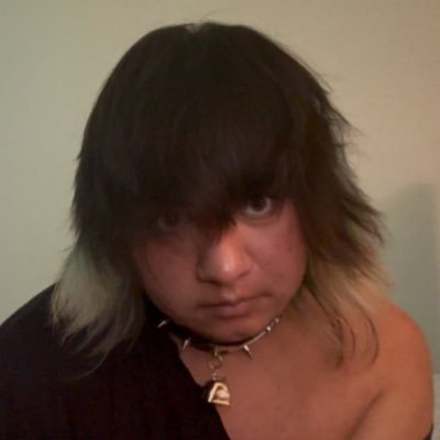 18 | 🏳️⚧️ | he/him | mdni | $w33dpup 🦴 Puppy Tboy stoner on the internet 🦴 https://t.co/rpWy13iPCg