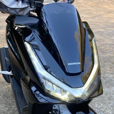 ホンダPCX(125cc) 🏍️とスズキ イグニス🚙に乗っています😊 ぶらり旅🏍️🚙やハイキング🥾クワガタ採集が趣味です。自己啓発で色んな資格にチャレンジ中(宅建、FP2級、電工2種等を取得) 現在は行政書士を勉強中📖✨ ⭐️⬇️YouTubeもやっています。よかったら見てね😊⭐️
