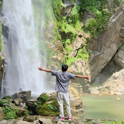 bishalrana55's profile picture. जिन्दगी रङ्गीन छ यसलाई रङ्गीन बनाउन हामीले जान्नु पर्दछ।