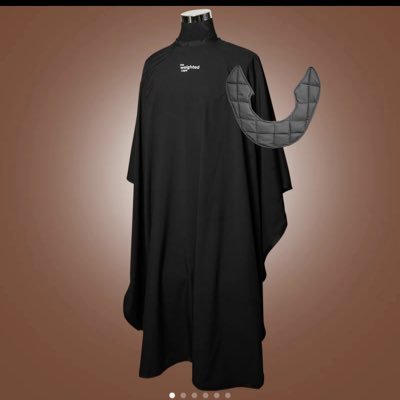 salon capes with insertable weights to make haircuts more manageable. available on Amazon ! https://t.co/UknlkYTBFo