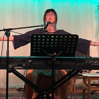 やさぐれるとまりもになったりするシンガーソングライター多恵結宇👩🎤ねこと珈琲と本を愛する 司書 わがまち足立を離れ中野付近をウロウロしてます 津軽に憧れ🍎