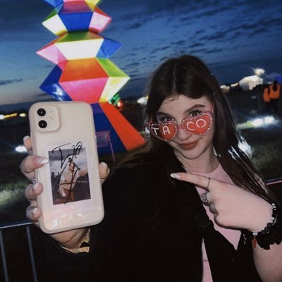 nocnawarszawa's profile picture. hiding taconafide 2