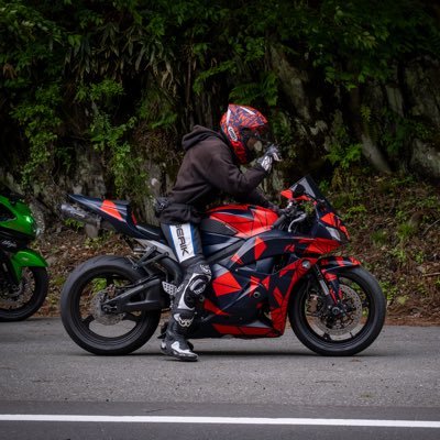 ree_cbr600rr's profile picture. 神戸↔京都 21歳👧🏻 CBR250r→CBR600rr