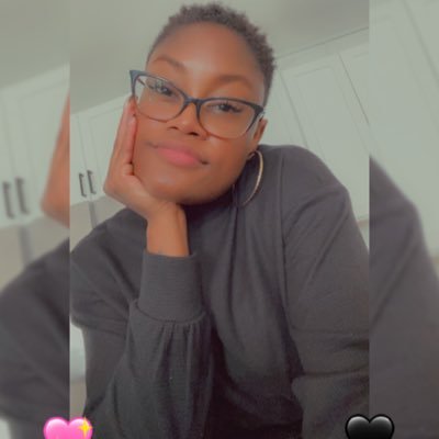 🤪🏳️‍🌈 I just be vibin though ☺️ be kind always ⚢ ya fave fem she/her