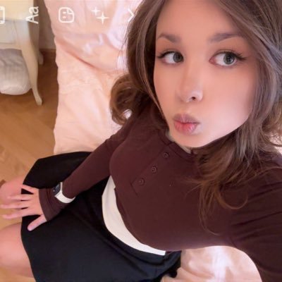 jinelle558365's profile picture. 