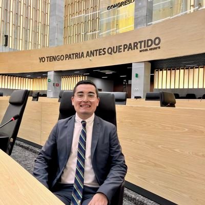 RalMartnezRiv's profile picture. Defensor de los Derechos Humanos.