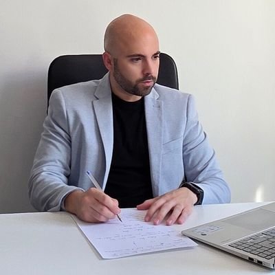 Profesor en el Departamento de Teoría e Historia de la Educación de la @infouma. Doctor en Ciencias de la Educación. Investigación en Política Educativa.