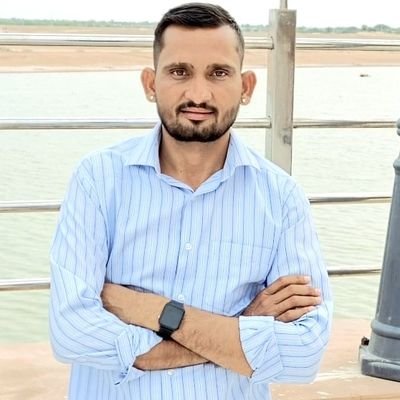 Writer | Trader of ideas ✍️
I think the same as I write.
Disagreement is my religion, questioning is my duty.
Talking about justice in the era of hatred is my