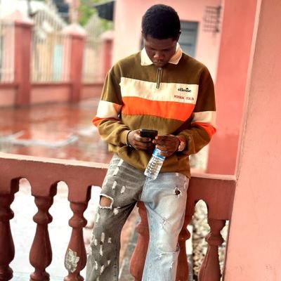 Life doesn’t end. You just run out of road.
Apr 3
✝️
Singer/Rapper
Instagram : https://t.co/Fko5pWueYy