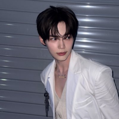 gongbuojig's profile picture. #성한빈