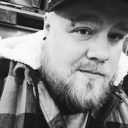 playing FPS games and working as a machinist 🙃 streaming sometimes https://t.co/gsT0IKlZSV