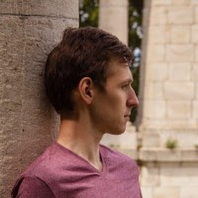Mihaly_NC's profile picture. Technology enthusiast, problem solver at heart.