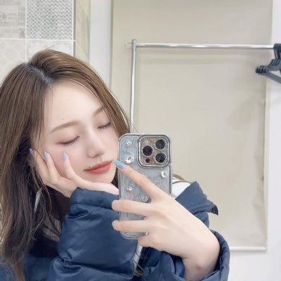 aeweeebluu's profile picture. 我是住在海裡的豚🐬 #乃木坂46💜#日向坂46☀️#梅澤美波 #筒井あやめ #川﨑桜 #加藤史帆 #小坂菜緒 #河田陽菜 #宮地すみれ #菅井友香 #守屋茜