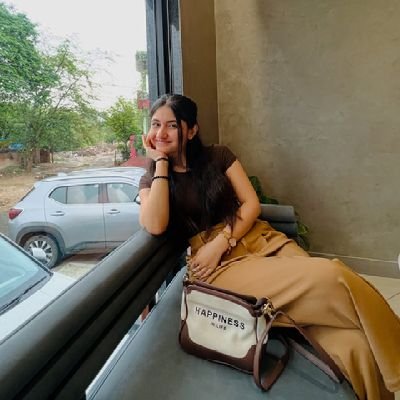 hithasi_'s profile picture. फ़ॉलो एंड फ़ॉलो बैक