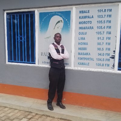 proudmukiga1's profile picture. Follow us for fresh gosip around the area near you and across the world @mufc  @barcelona and providing facts about sports