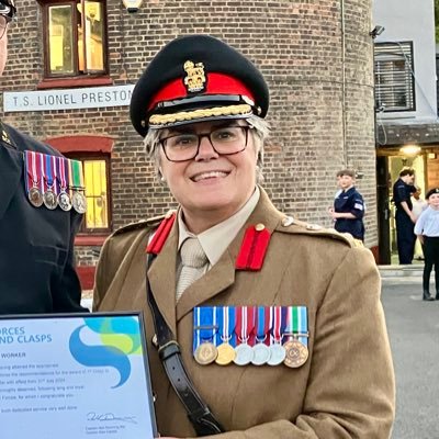 Colonel Leona Barr-Jones DL VR Profile