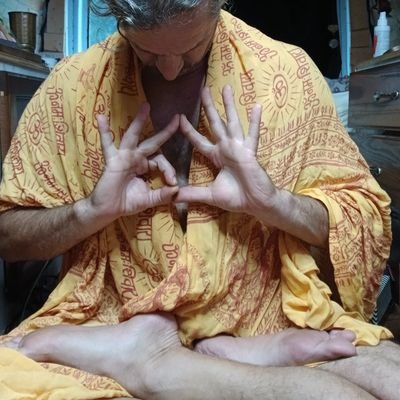 0neGudPresident's profile picture. A producer of music and practitioner of Yoga.