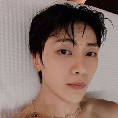 *-* zb1 and skz fan….02…. 영어랑 한국어 섞어서 말함 minors dni 🔞🪽🧸