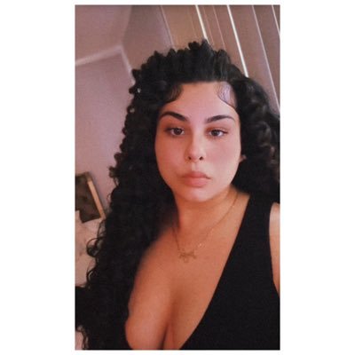 I survived because the fire inside me burned brighter than the fire around me! 🇵🇷IG:therealmamii_ ♊️