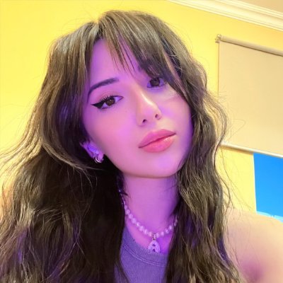 jcgg28's profile picture. Robots, don't come to me. You bastards.🙂