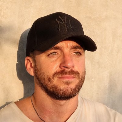 thedesignguyjon's profile picture. Designing business ideas and traveling. That's all I talk about here ✌️