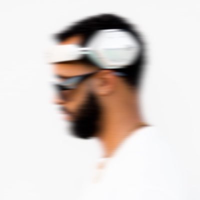 🇵🇷🇻🇨 • Voice Over Artist & Audio Engineer. • remixes 👇🏽