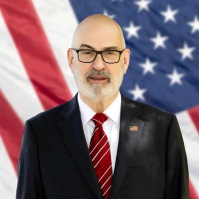 Campaign Page 🇺🇸 Army Veteran | Business Exec.| Public Servant 🏙️ Leadership for a Stronger, Safer Miami 🗳️ Candidate for Mayor | Putting Residents First
