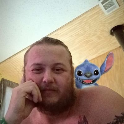 Crews883's profile picture. 