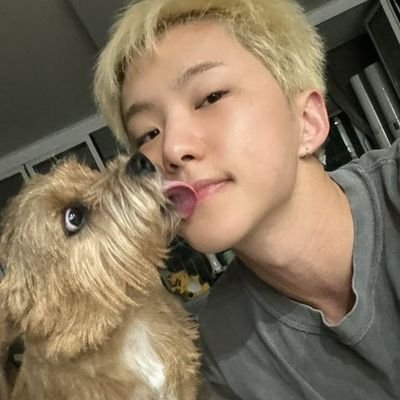 soonchanily's profile picture. no compro ni ahy con elon m****