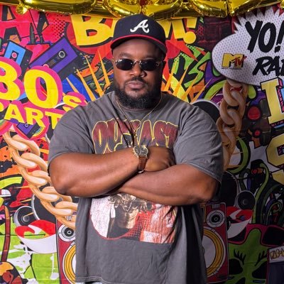 R&B... Fuck with me| ig: @bryanrobx| For features email bryan.chilly@gmail.com | ✒️🎵🎵