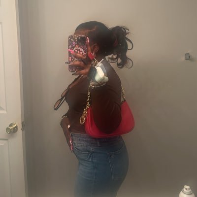 theDON_mj's profile picture. 1913 🐘 | legal drug dealer ❤️