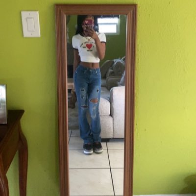 jessdatgurl813's profile picture. the baddest girl outta the 8133