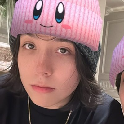 bbananabaguette's profile picture. 🇧🇷 18yo hypersexual gremlin  ↓🦆 centric 𖹭  DNI: sfw/main, w1lbvr fans, dt stans, minors 💌 ccs blocked (🔞m©yt + rpf)