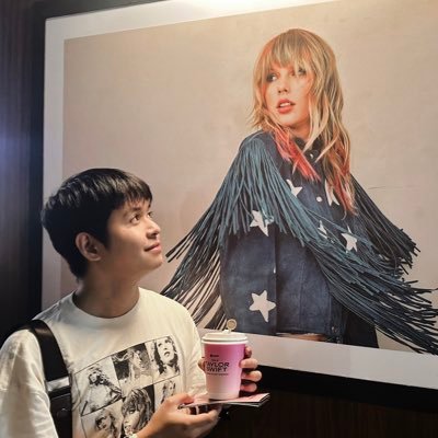 The intern of THE TORTURED POETS DEPARTMENT | @taylorswift13