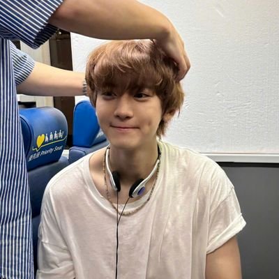 fan account.
꒰ E-408 + L-1485 = 1 ꒱ Always EXO ot9 ₊˚ ⊹.•˚₊ 🌙🪄💞🤲🏻♥️