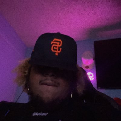 xBrxzyy's profile picture. 24- https://t.co/SkLLEQRC0G