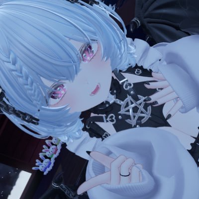 VRChatの沼に足を突っ込んでしまったゆるゆるゲーマー。 チルワで撮影したりホラーや謎解き巡ったりしてます。 趣味はゲーム、ポタオデ、オカルト、TRPGなどなど。 使用VR機器:Quest Pro earphone:64audio nio/A18t/ANDROMEDA MW10 DAP:iBasso DX320