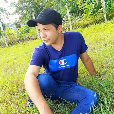 Me sigues? ☺️... te sigo desde 🇨🇺 para el 🌎
Seamos el (todo) con un poquito de (todos) 🇨🇺