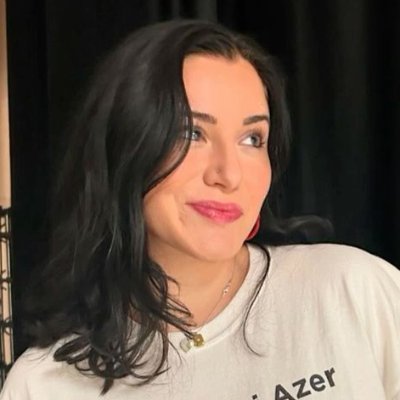 lauuren_roberts's profile picture. Writer. Mother. Wife. Former teacher finding her voice through fiction. ✍️
Author of: 📚 Gemini Divided (2022)
📚 The Breadcrumb Game (April 26, 2024)