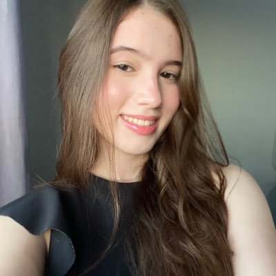 annaawsousa's profile picture. 