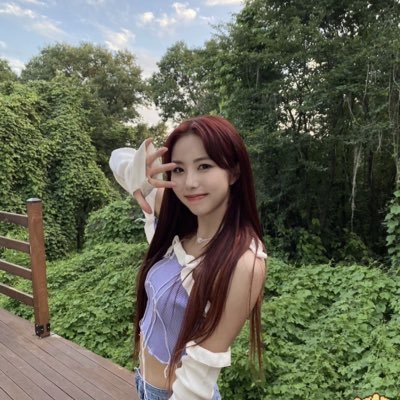 ela/dela she/her 19 | pt-br/eng | you can stay. | #ThankYouJieun |