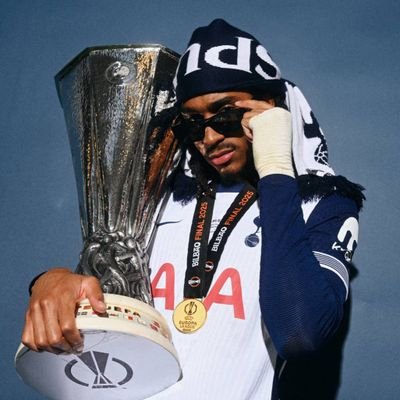 Mugabe0007's profile picture. Tottenham Fan 🫂❤️
Come on Coys  ✨
White Heart Lane 🤍🤍
