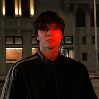 ⠀ ⠀ si ⠀ c’est ⠀ ⠀ trop ⠀ 𐎙 ⠀ ⠀ calme 、⠀ c’est ⠀ ⠀ ⠀ que ⠀ ⠀ je ⠀ ⠀ manigance⠀ quelque ⠀ chose ⠀ *