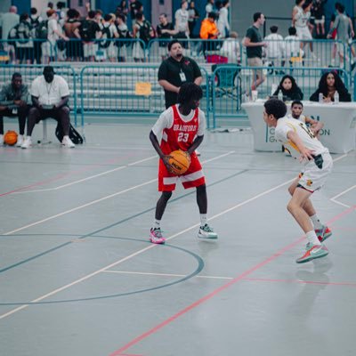 class of 2027| pg 5’11| contact 3525660629 3.5 gpa