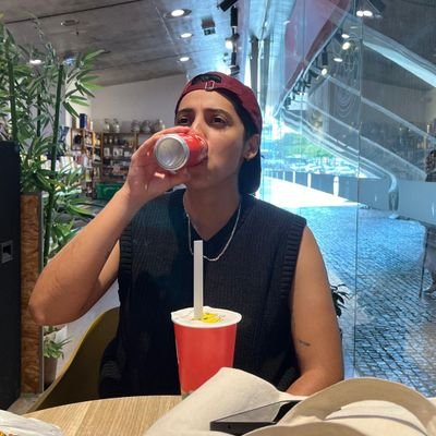 Soy todo lo que buscas, pero no me gustas.✌🏼 ㅤ🌈⃤ㅤㅤ
ㅤㅤㅤㅤ