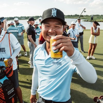 日本人#livgolfプレイヤー。鹿児島出身でプロゴルファーしてます 。。日本ツアー3勝です。 YouTubeもたまに更新しております。j-holicというスタジオを大阪でやっております。ご質問はDMにて